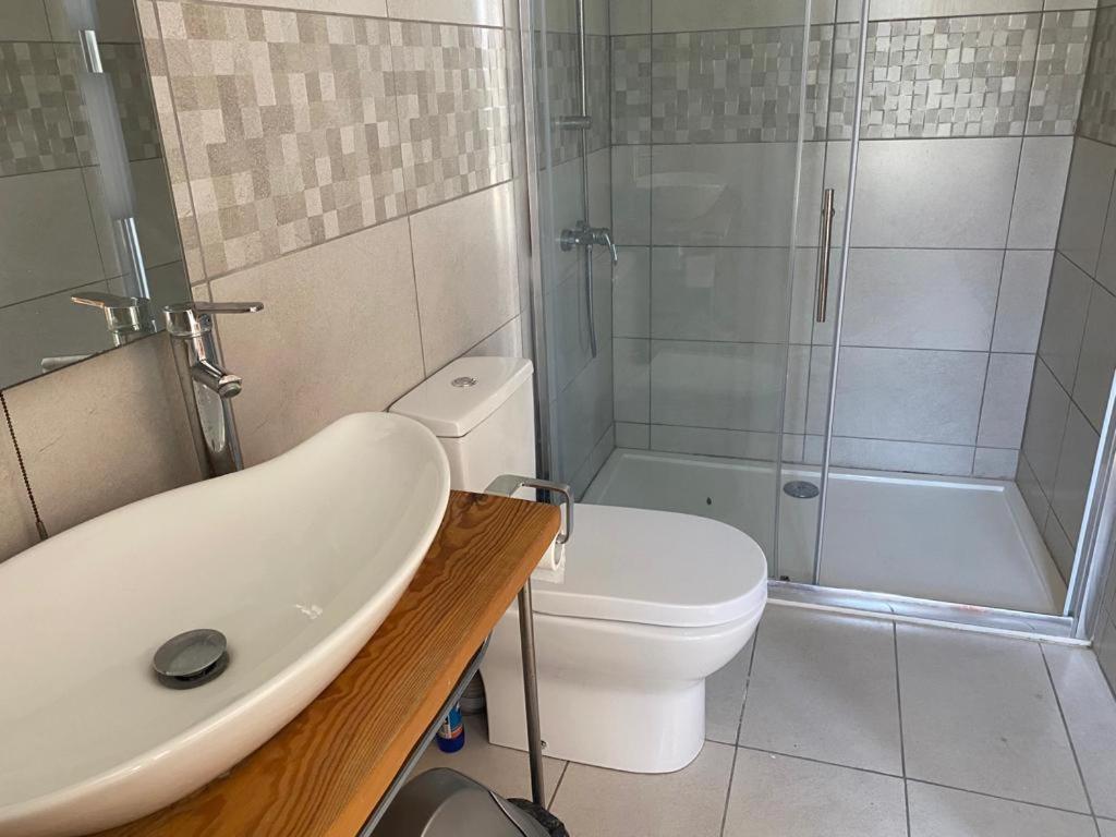Razzett Warda B&B Ghasri  Luaran gambar